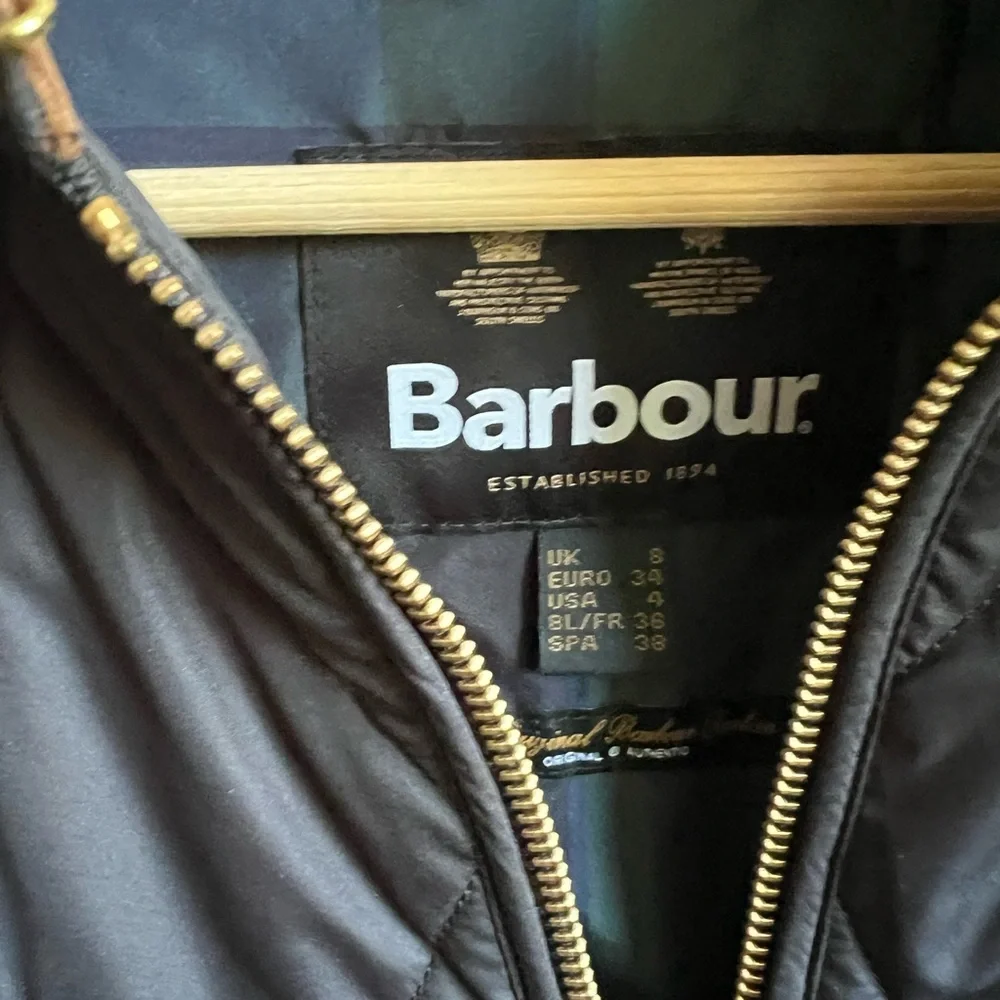 Barbour Black Quilted Puffer Jacket with Brown Cord Collar - Picture 6 of 8